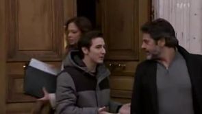 Sacha--Jona-visitent-avec-Johanna.jpg