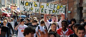 Manif étudiante contre réforme retraites