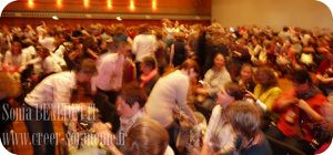 salle-pleine-de-demos.jpg