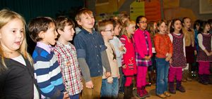 Weihnachtskonzert2012SMSV-03-Kinderchor-1a.jpg