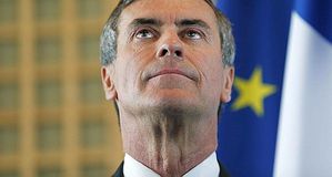 Cahuzac les yeux au ciel