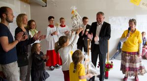 Segnung 03 Kiga 02 Reden 05 Fischer 3 Geschenke 1