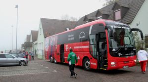 BayernMuenchenII Aufwaermtraining 01