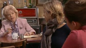 Ninon-Samia-abordees-par-Mme-Smith.jpg
