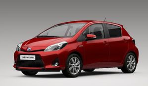toyota_hybride_rouge.jpg