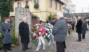 Volkstrauertag 01 Kranzniederlegung 2