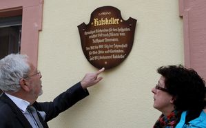 historischeGebaeudeKennzeichnung-1-Ratskeller1.jpg