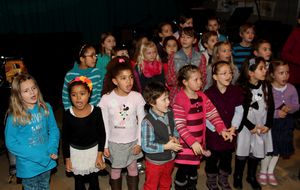 weihnachtsschuelerkonzert 01 Kinderchor SchneeChaChaCha02a