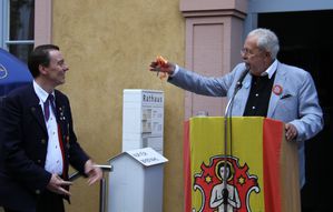 Uebergabe Kinzkofer Goetz Schluessel