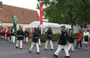 Vitusfest 02 Marsch zum Schuetzenfest 11 Geithainer Schuetz