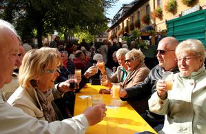 2011letzteFuhre04Besucher1-Kopie-1