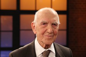Stephane_Hessel_2012-03-16.JPG
