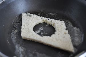 Toast-oeufs-de-caille--4-.JPG