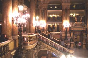 Opera-Garnier-Grand-Escalier-IMGP3113.jpg
