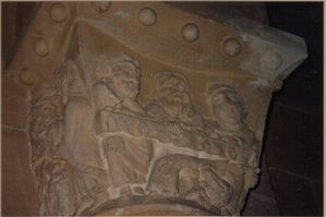 Chapiteau-Cathedrale-de-Lescar.jpg