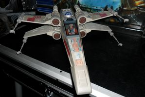 X-WING FIGHTER