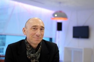 denis Hennequin 05 01 2011