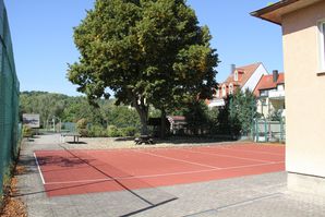 VitusssschuleTurngarten-01-Hartplatz-Blick-von-obe-Kopie-1.jpg
