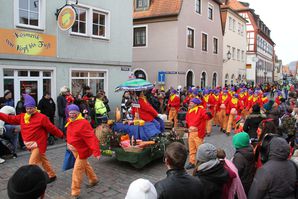 rosenmontagszugVHH 01 Floriansjuenger als Wohlstan-Kopie-3