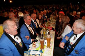 vccprunksitzung 14 28 Publikum 01a