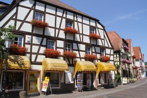 kirchstra-e-west.jpg