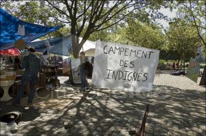 256645-le-camp-des-indignes-de-bruxelles.jpg