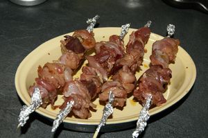 Brochette-lapin-crue.JPG