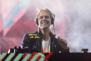 The World's Highest-Paid DJs 2011-2012 (8)