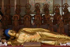 bouddha_couche1.jpg