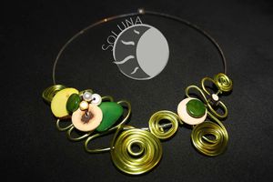 Collier-Cocktail-soiree-Pomme-d-Api--1-.jpg