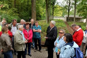Infogang2012 09 Waldfriedhof 2