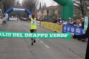 arrivo vincitore maschile