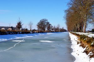 Canal en hiver II