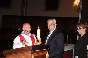 pujol-a-l-eglise-copie-1.jpg
