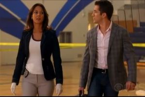 CSI-Miami-9x17-Special-Delivery-jonathan-togo-20393659-426-.jpg
