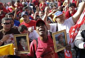 FUNERALE-CHAVEZ.jpg