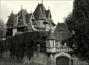 French_Manor_by_DanielK78.jpg