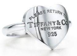 tiffany-heart-tag-jewelry Tiffany & Co à New York