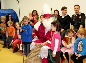 KiGaMenschenskinderAdventsJahresfest 07 Nikolaus 02a