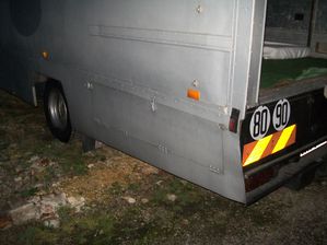 100 0588