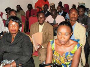 Pygmees_RDC_assistance-au-culte_5.JPG