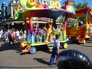 Disneyland_Paris_Pluto.JPG