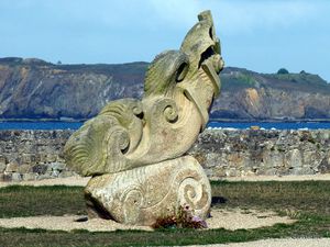 Sculpture-l'Arche de Camaret sur mer-Finisterre