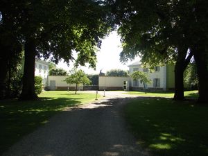 Chateau de Groussay 01