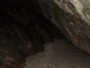 la grotte de la praia de Arnela
