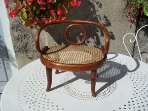 fauteuil d'enfant canné THONET