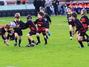 rugby-en-rouge-et-noir 0581R