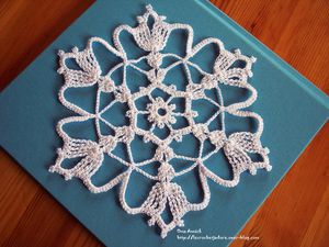 flocon-napperon-decoration-crochet