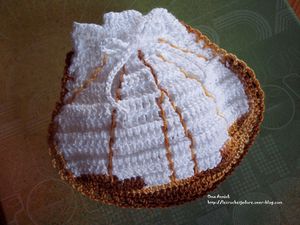 coquille-st-jacques-pochette-dragees-crochet