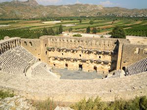 Kony-Antalya--23--Aspendos-theatre-romain.JPG